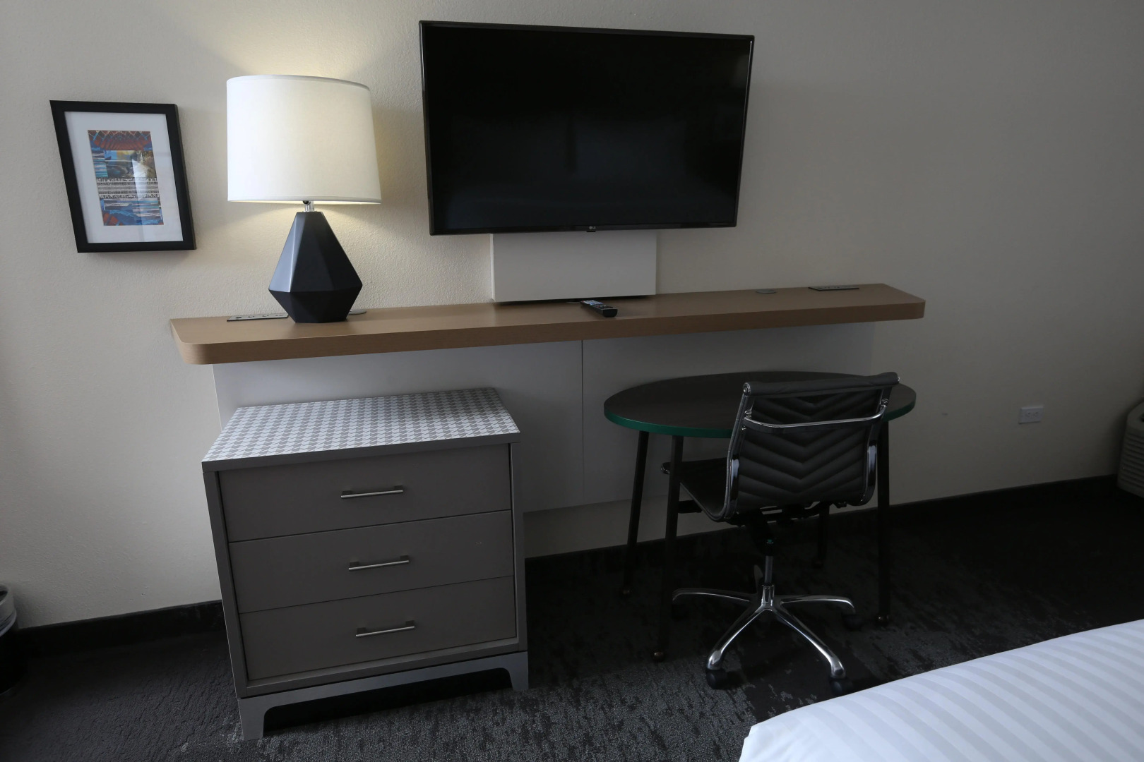 Holiday Inn Chicago North Shore by IHG