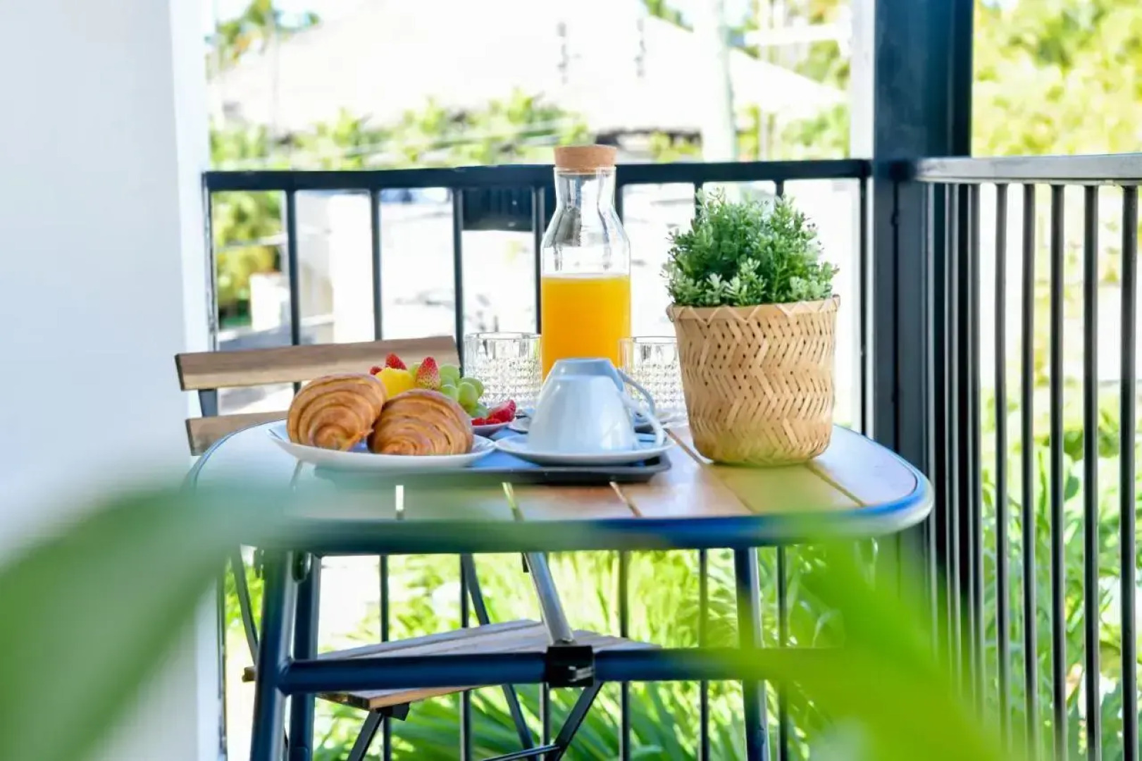 Yara Beach Apartahotel