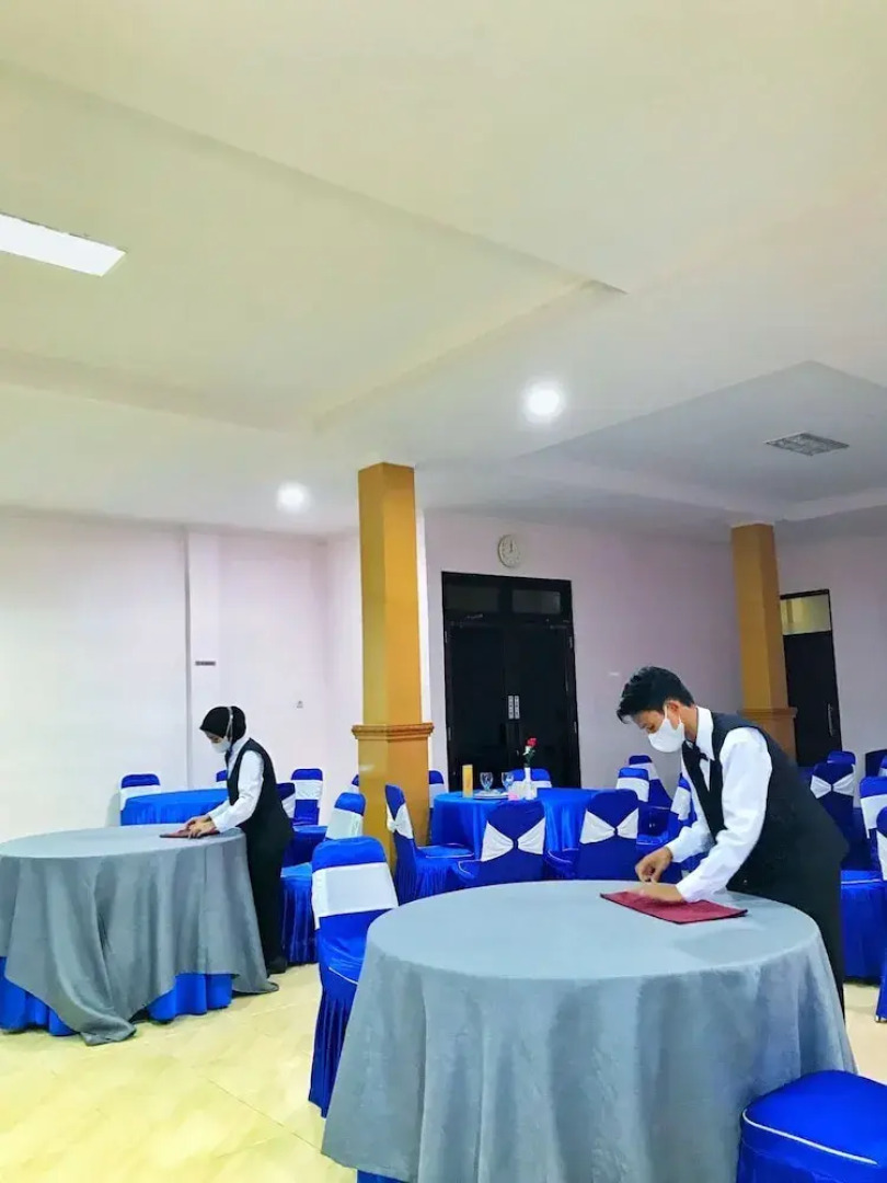 Anggraeni Hotel Ketanggungan