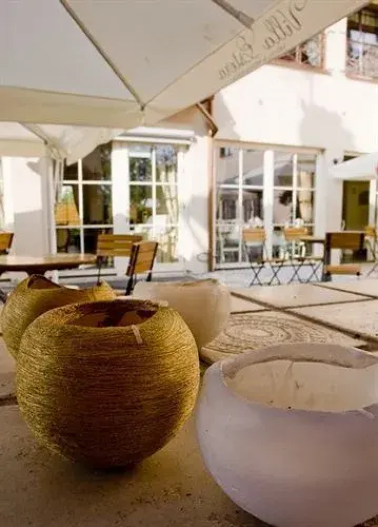 Villa Estera - Hotel & Restauracja