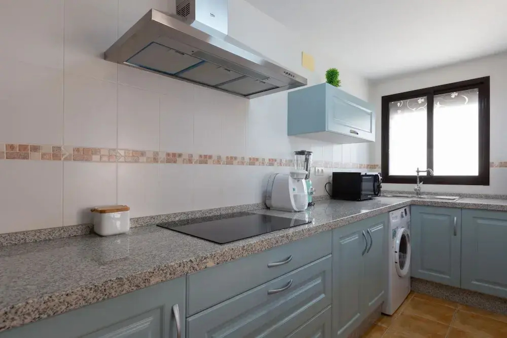 Tolox 1 in Tolox With 1 Bedrooms and 1 Bathrooms