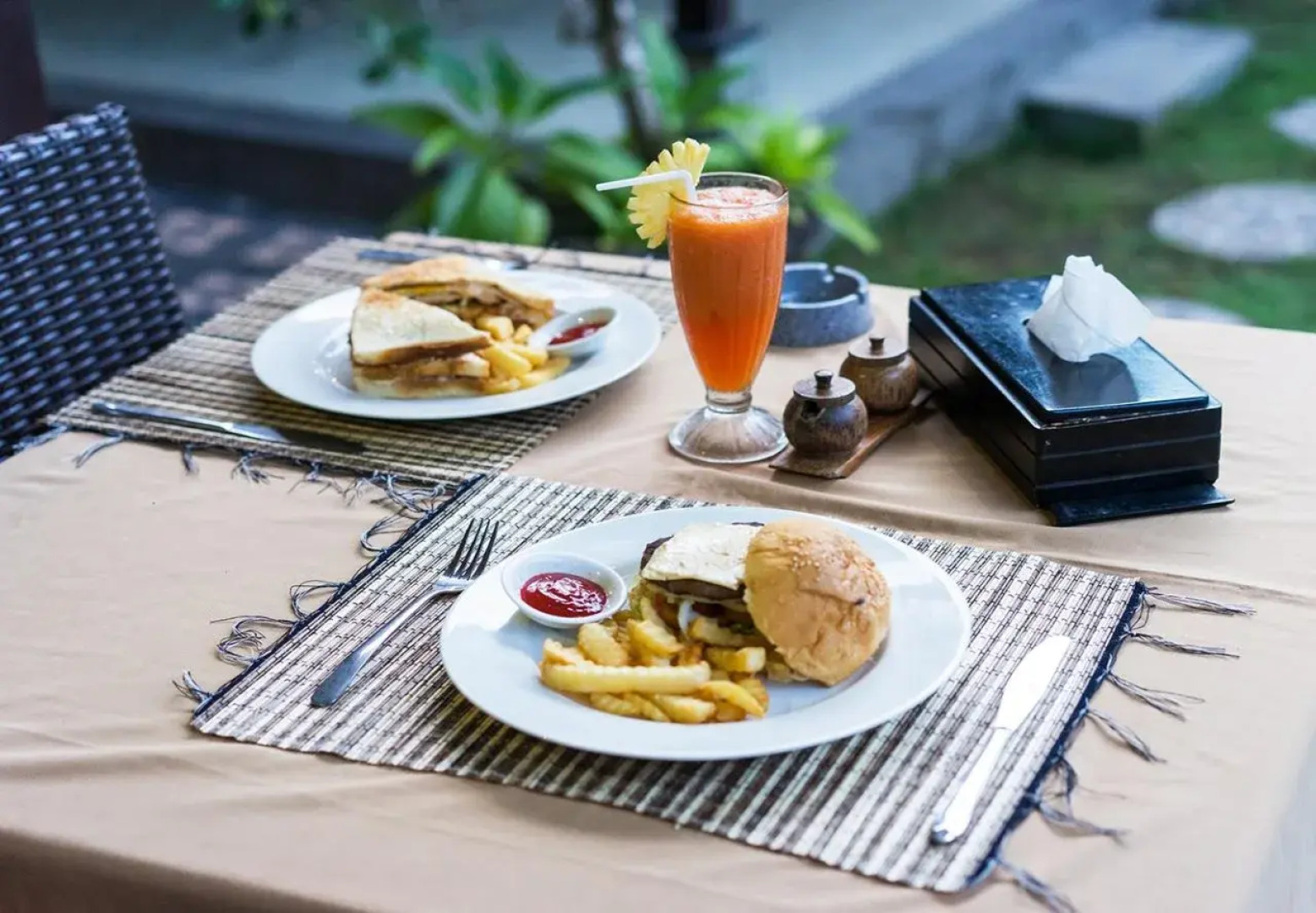 Songlambung Beach Huts