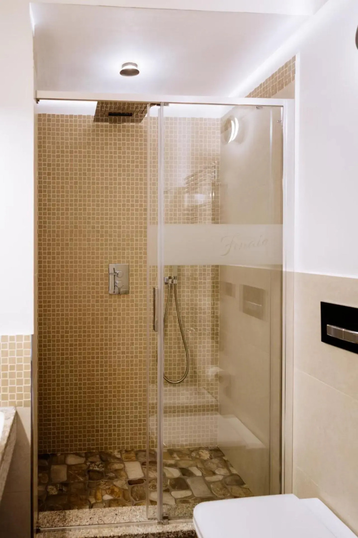 Faro di Punta Fenaio