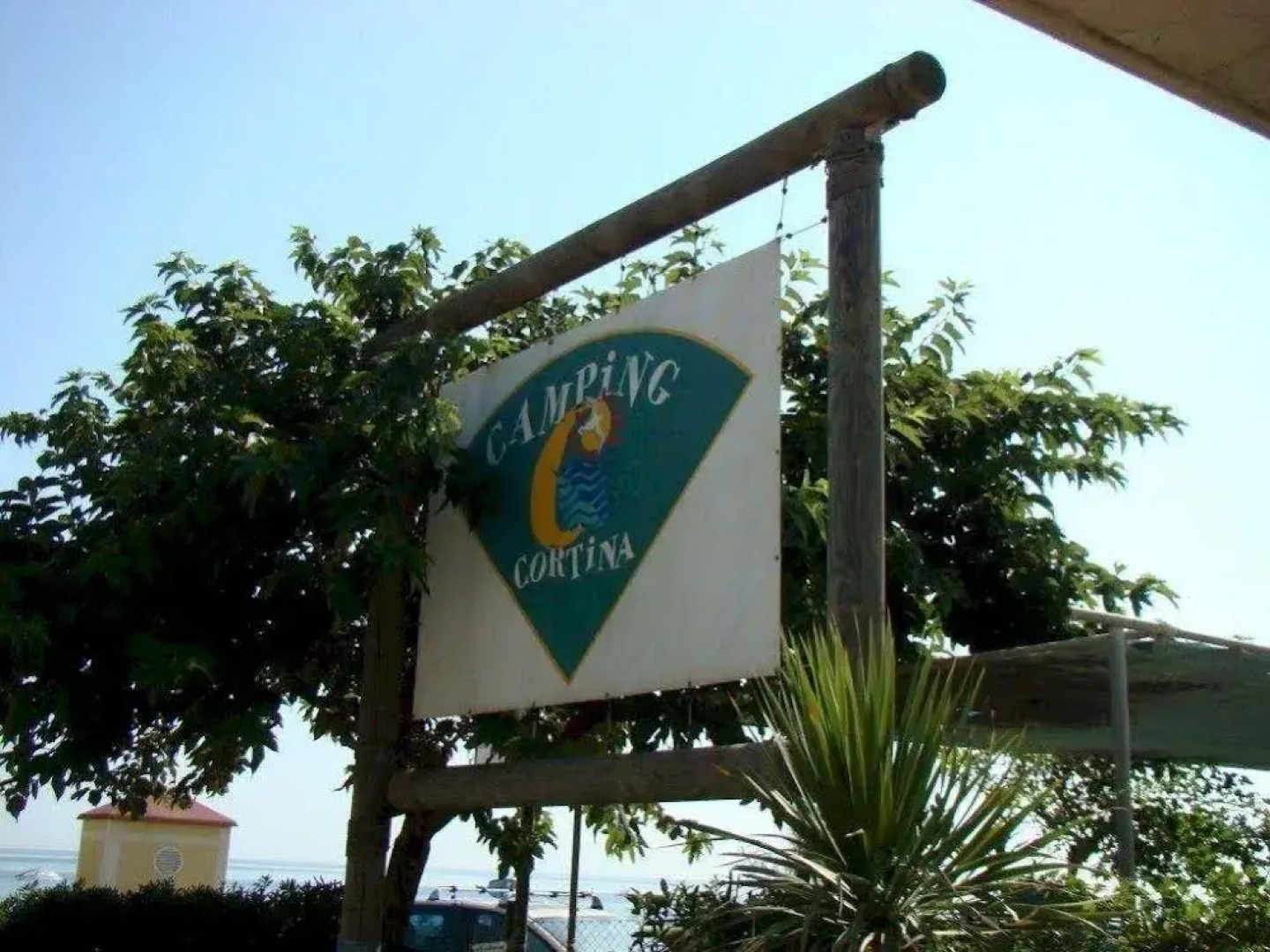 Pet Family Camping Cortina