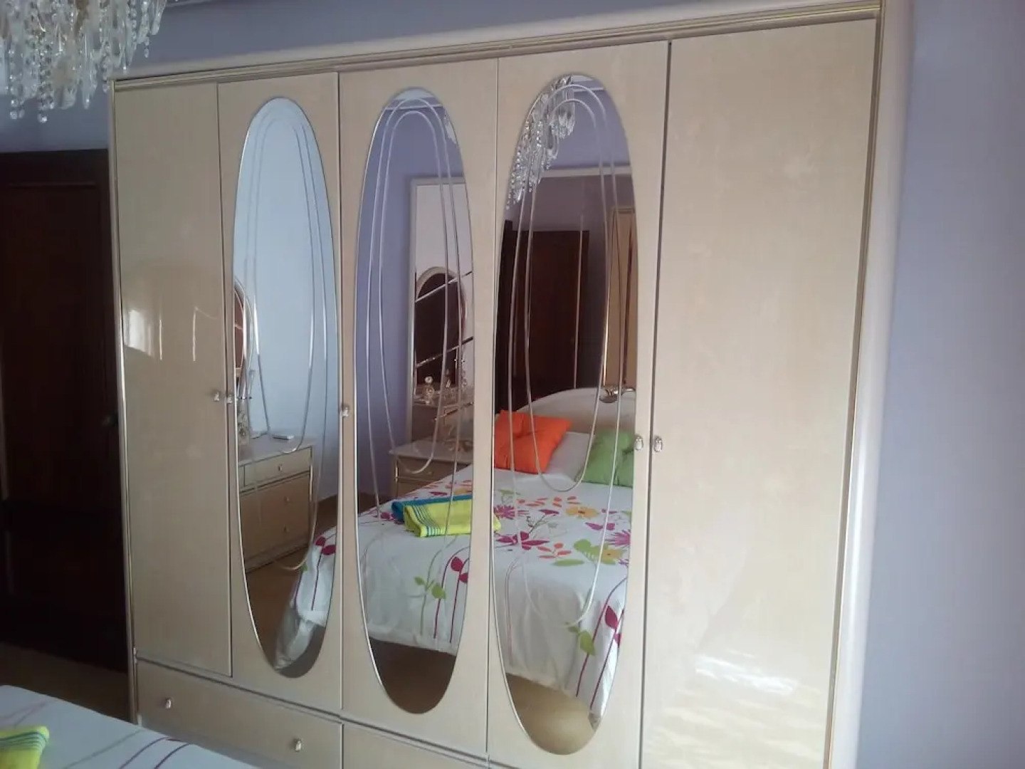 Excelente Piso a 5 minutos del Casco Histórico