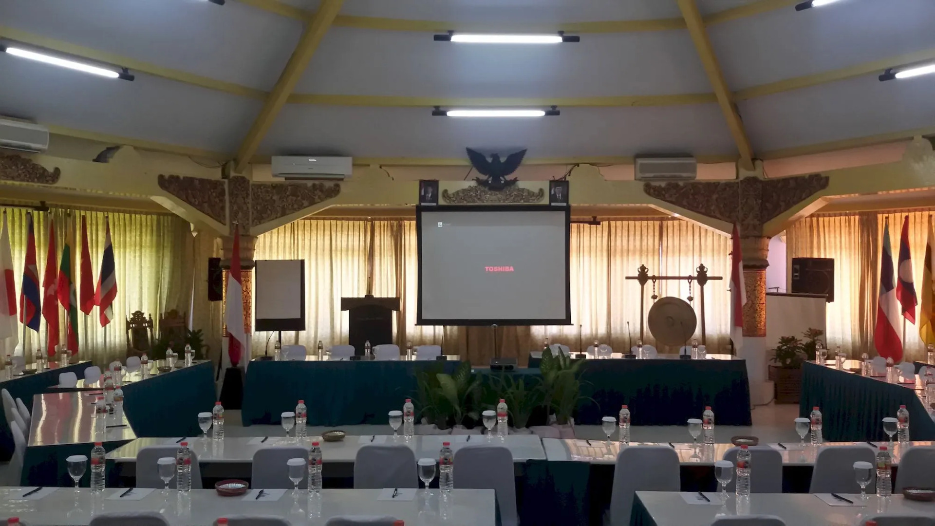 Palm Beach Hotel Bali