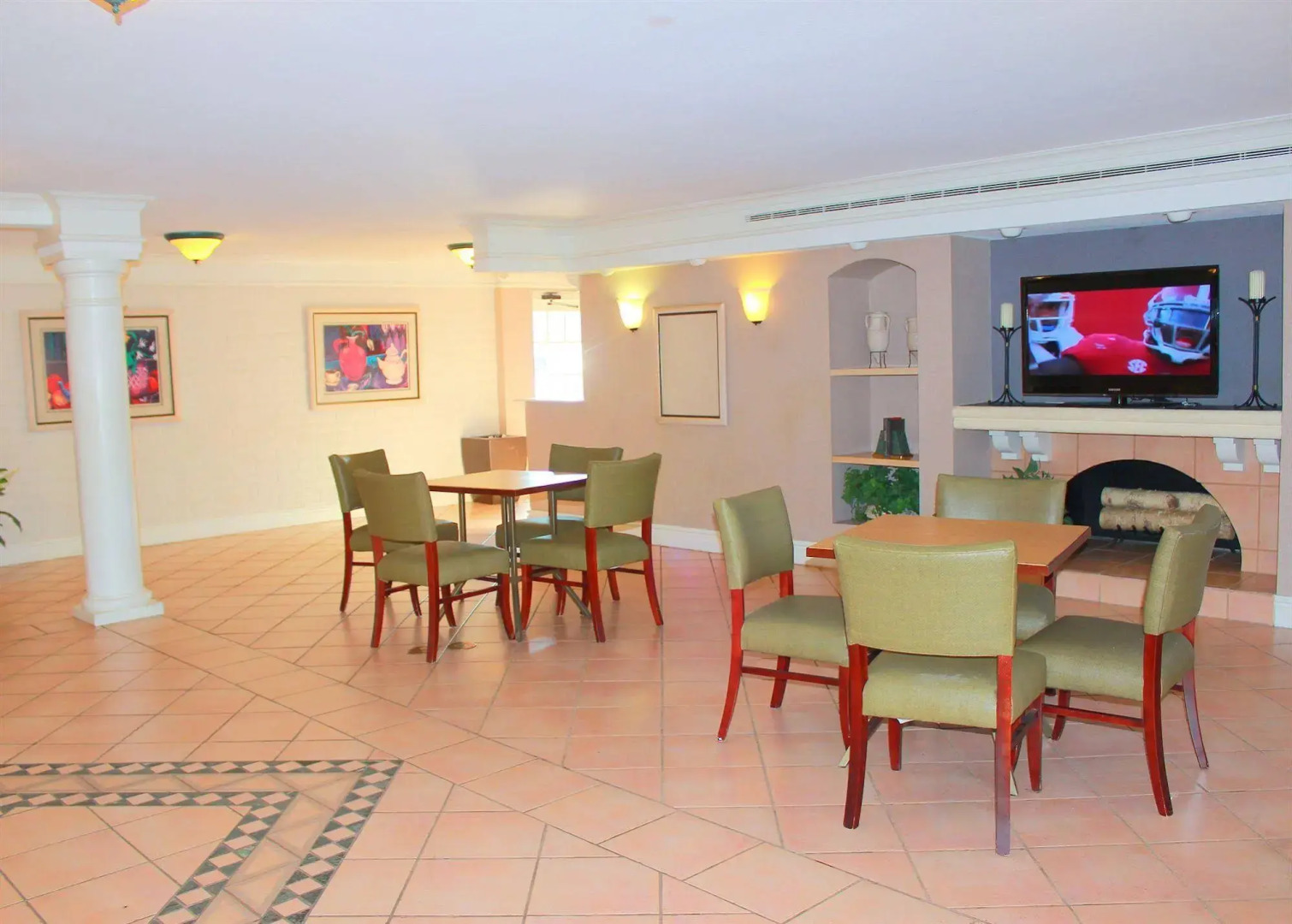 Baymont by Wyndham Tulsa Broken Arrow