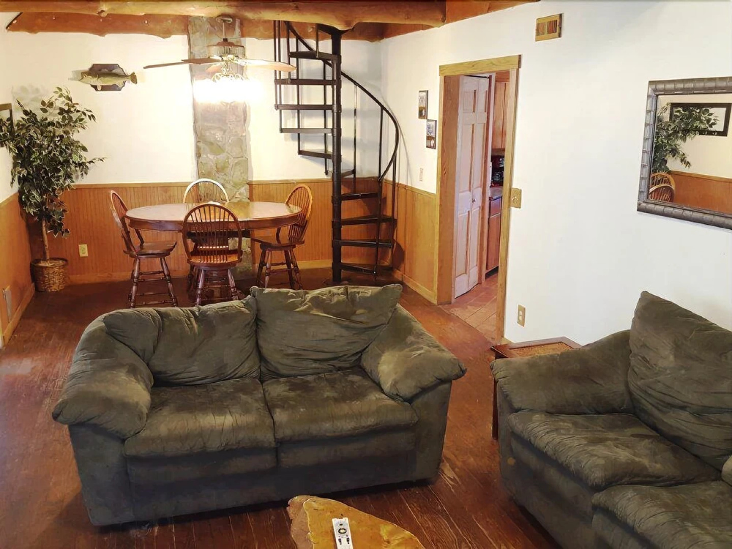 The Jive - Christophers_riverside_cabin