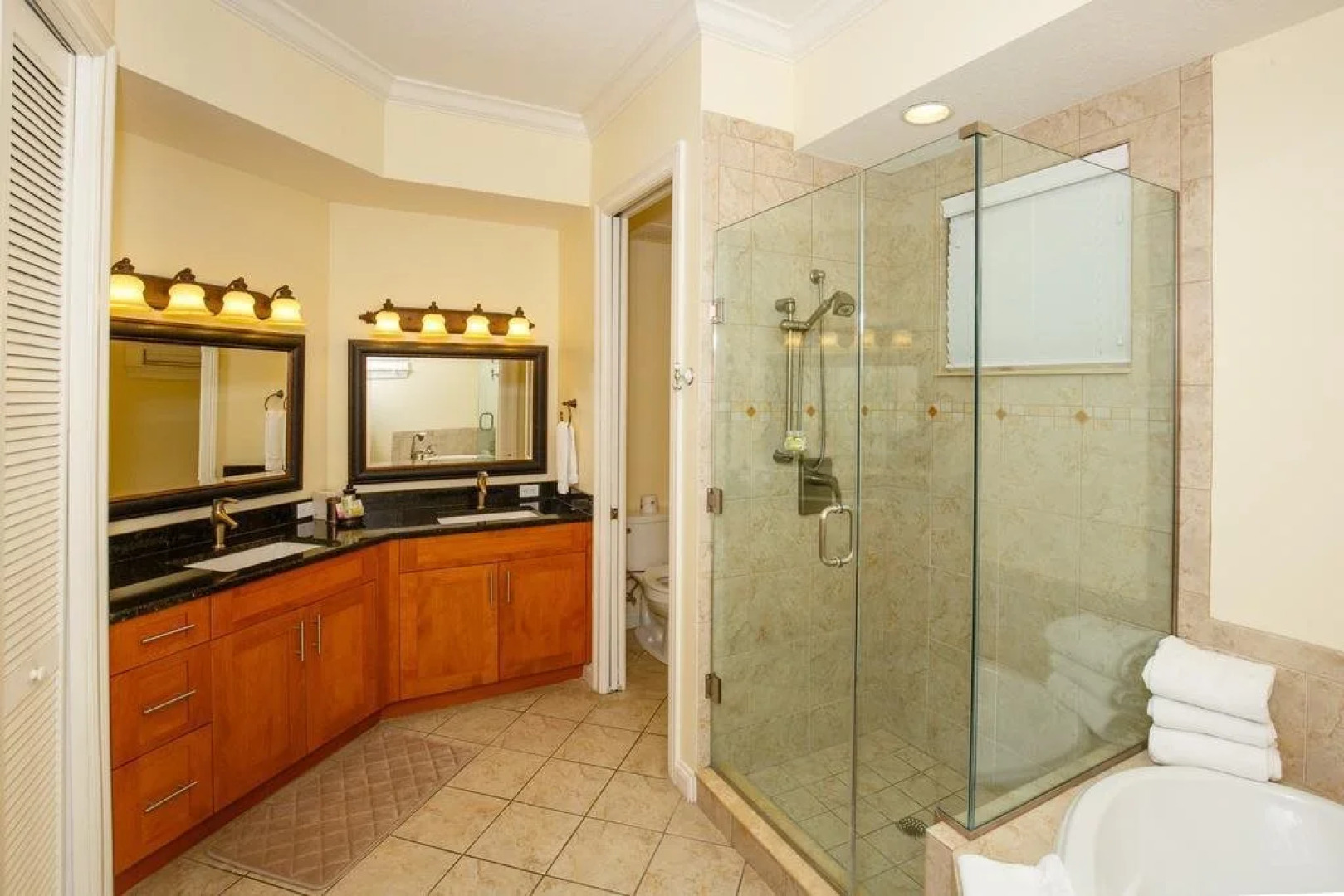 Key West Harbour Oceanfront Suites