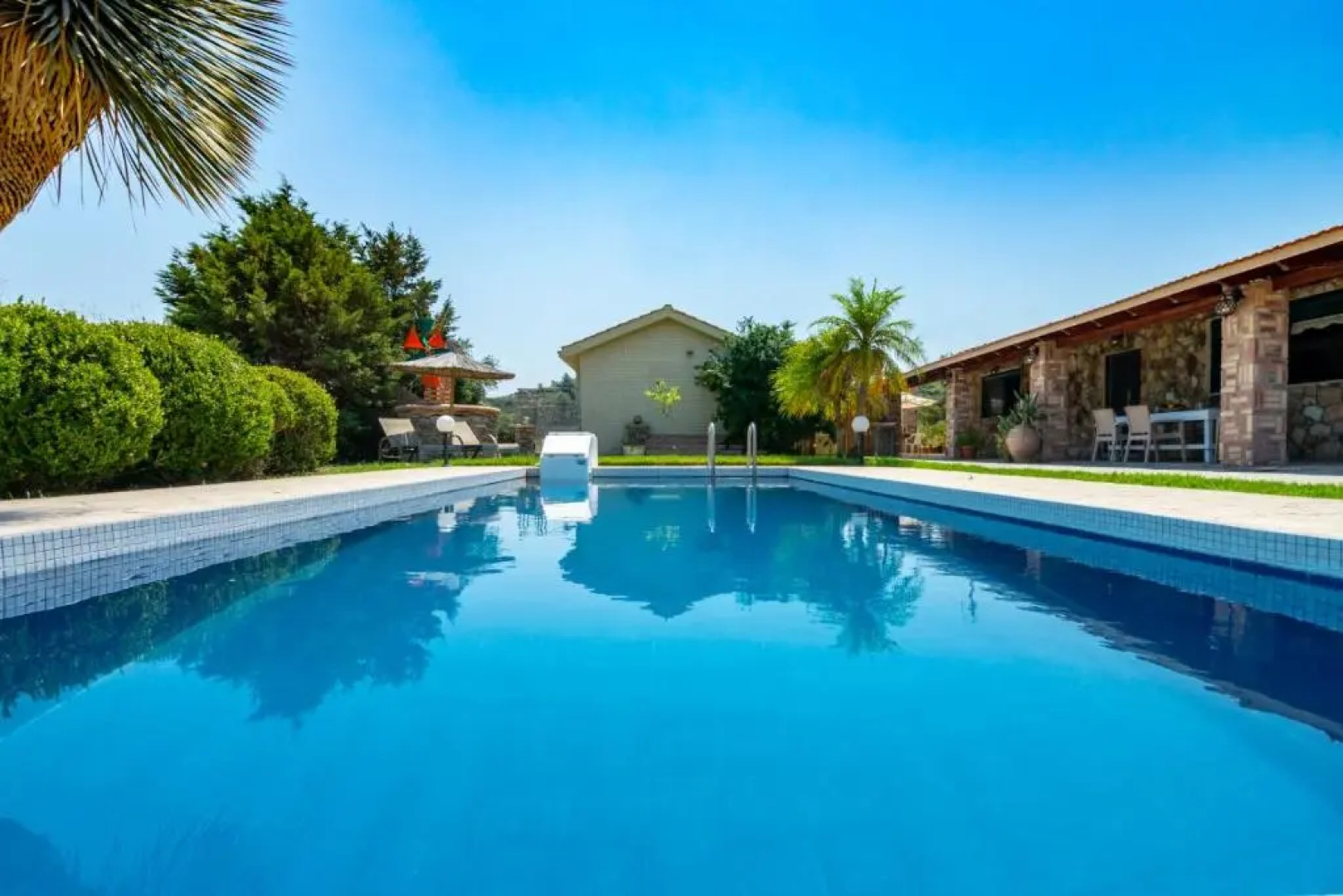 aegean retreat faliraki