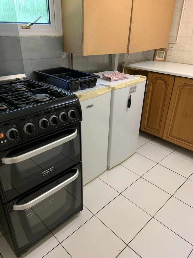 2bed Room Small Annex Furnished in High Wycombe