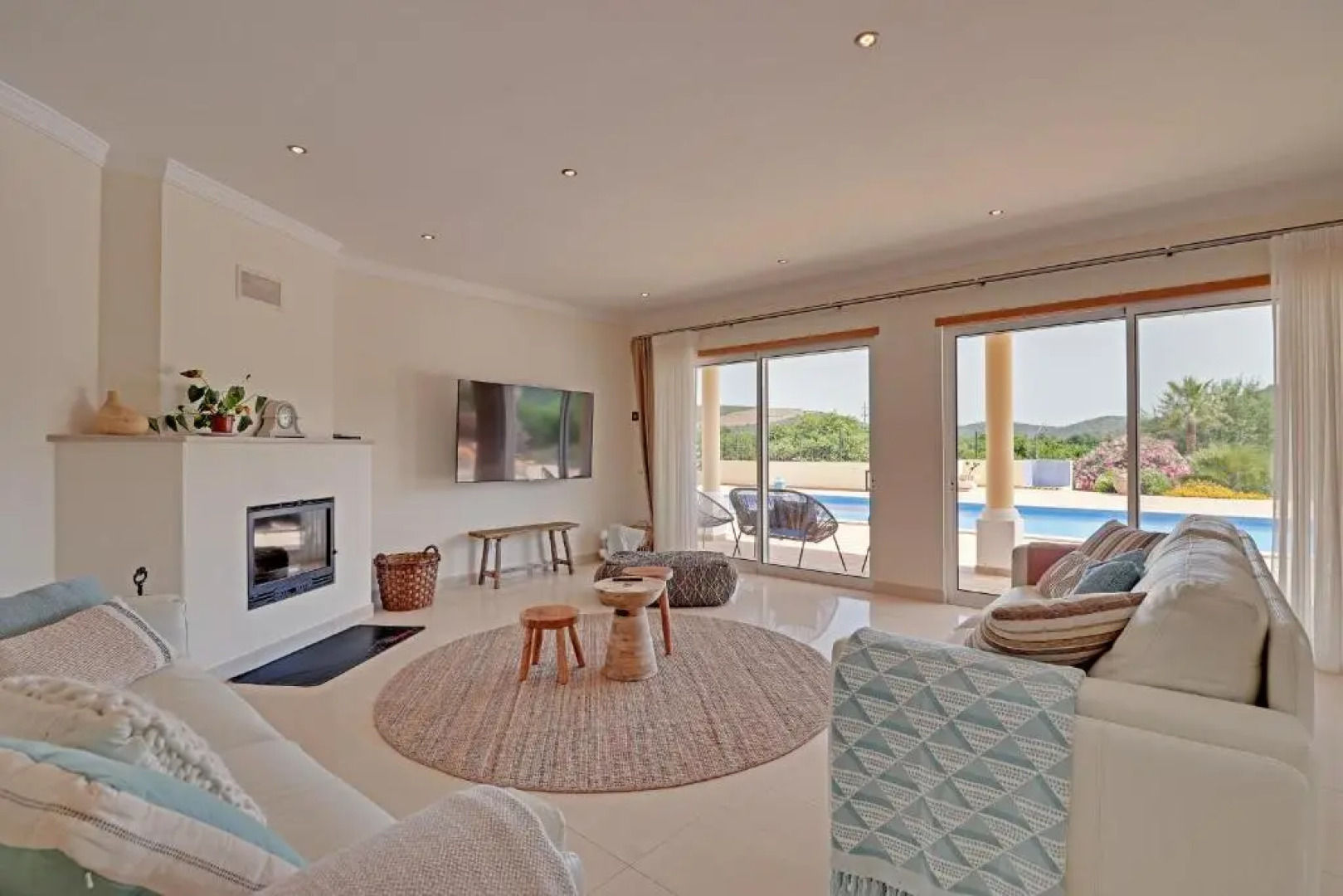 Casa do Pomar by Portucasa