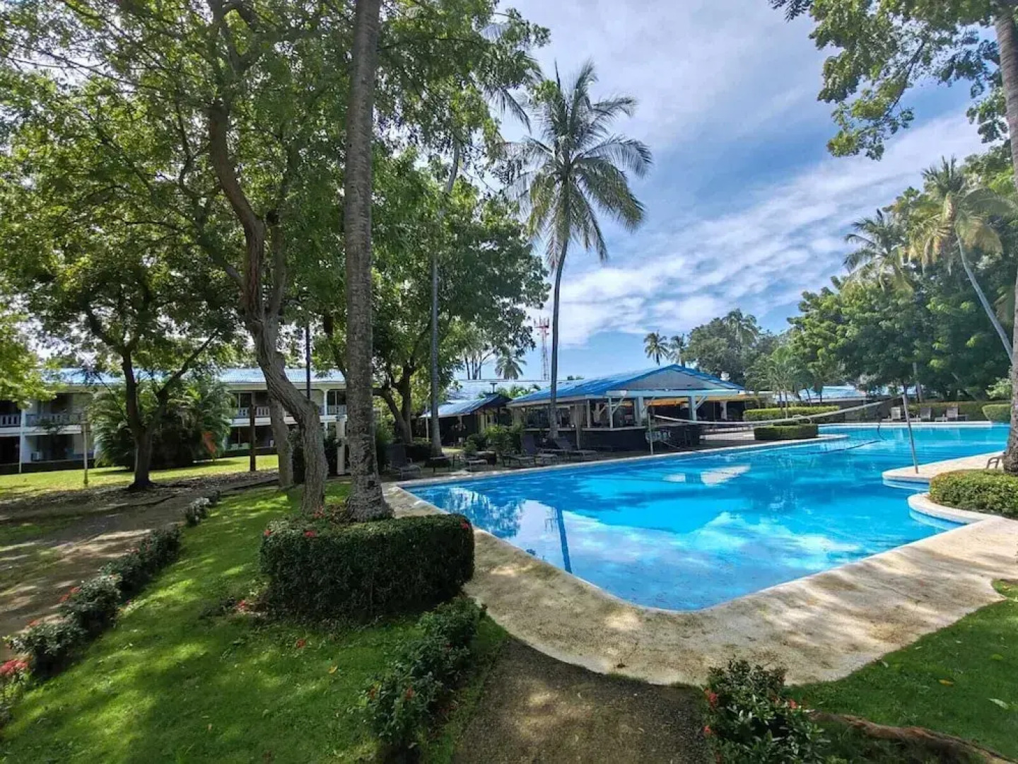 Puerto Azul Residences