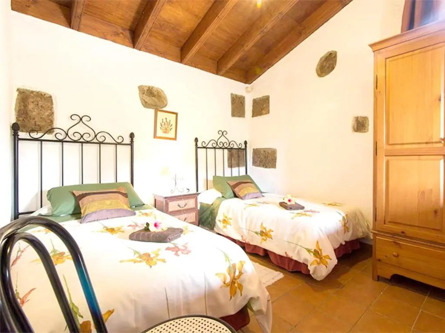 House with 2 bedrooms in San Cristobal de La Laguna with wonderful sea view shared pool enclosed garden 3 km from the beach