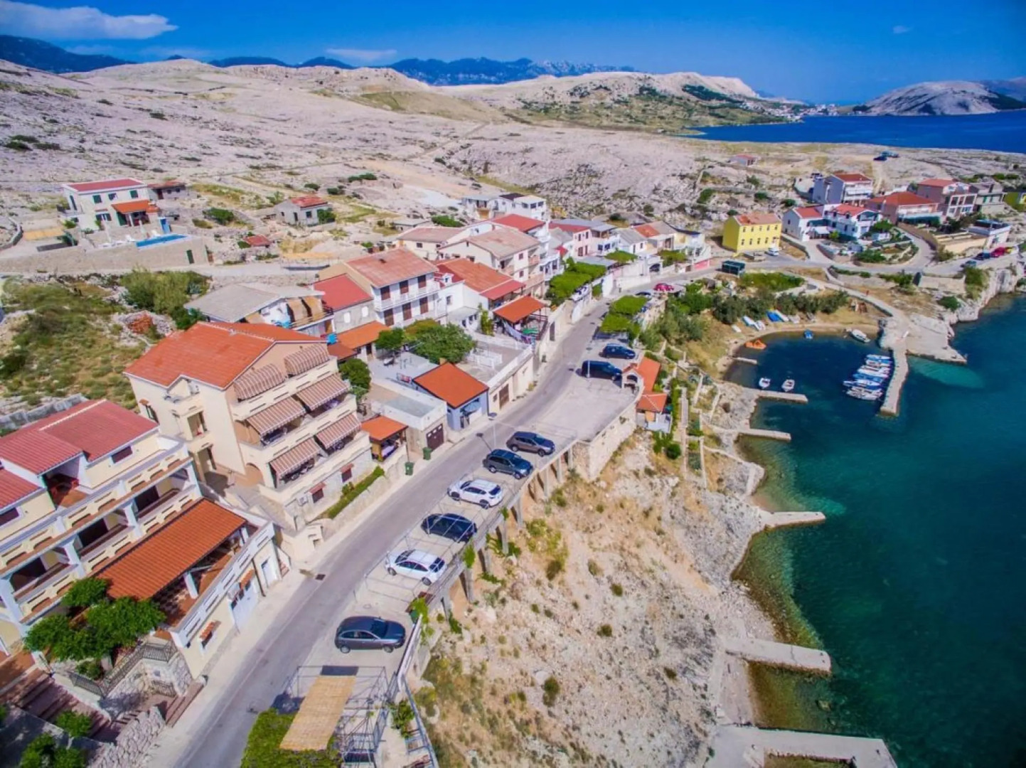 Irena - 100m From the sea - A3 Srednji Prvi kat