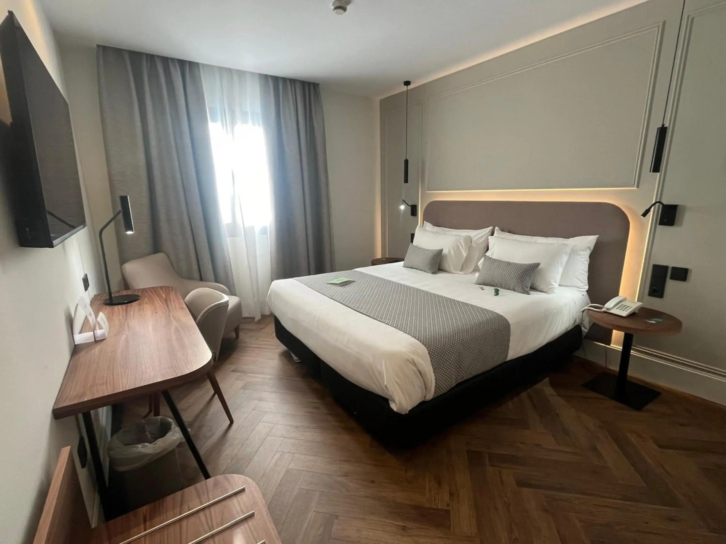 Hotel Silken Rona Dalba