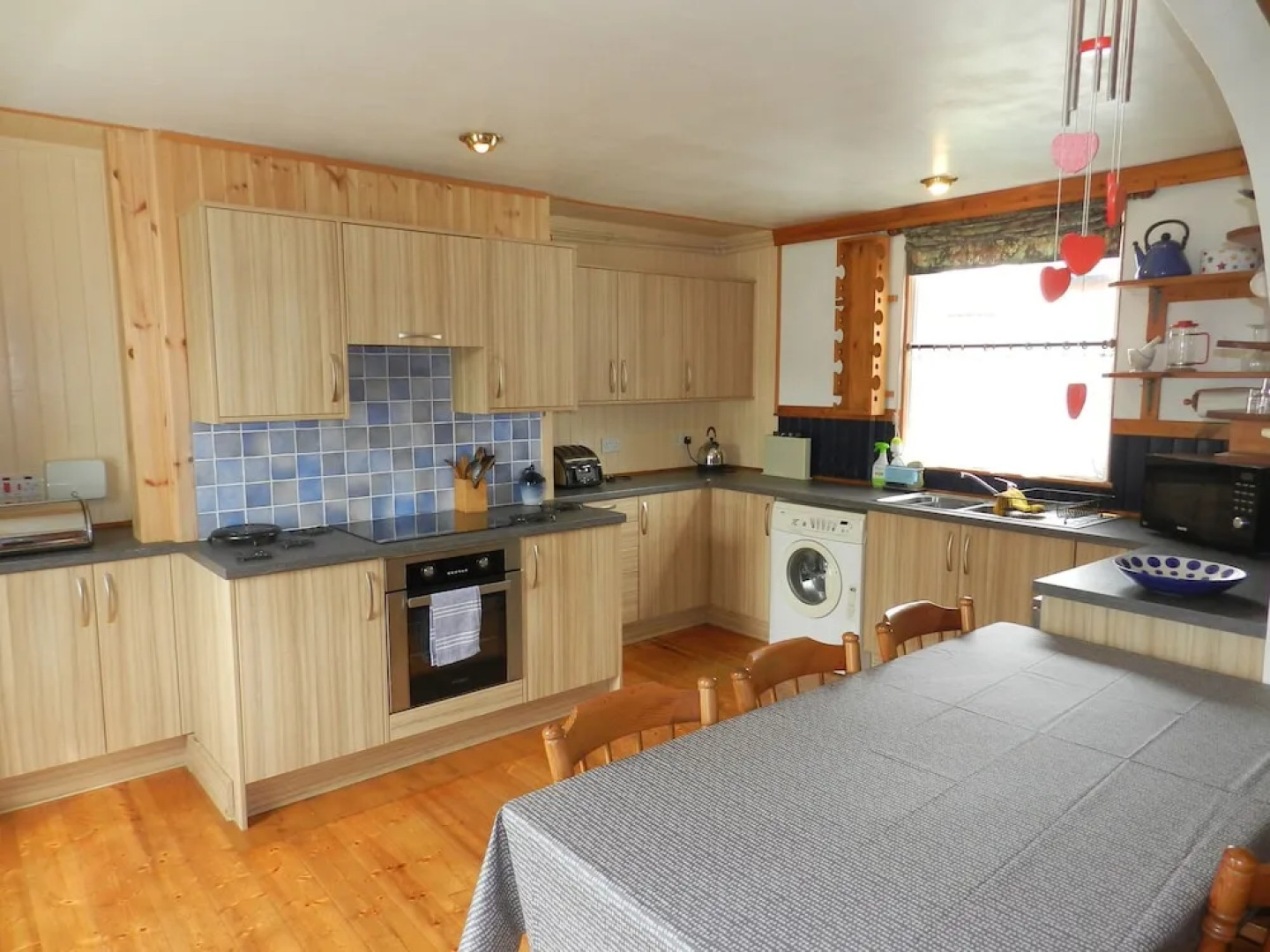 Highland Holiday Homes 1 Craggan Cottage