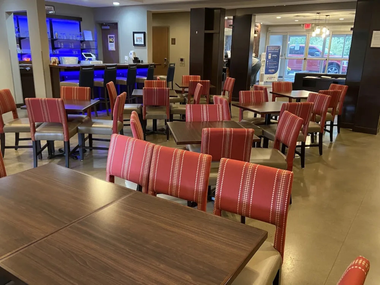 Cobblestone Hotel & Suites Connellsville