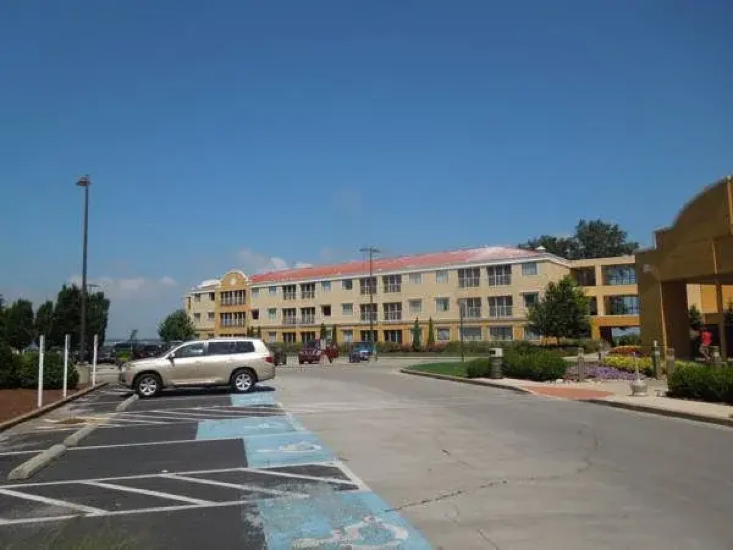 Cedar Point's Sandcastle Suites