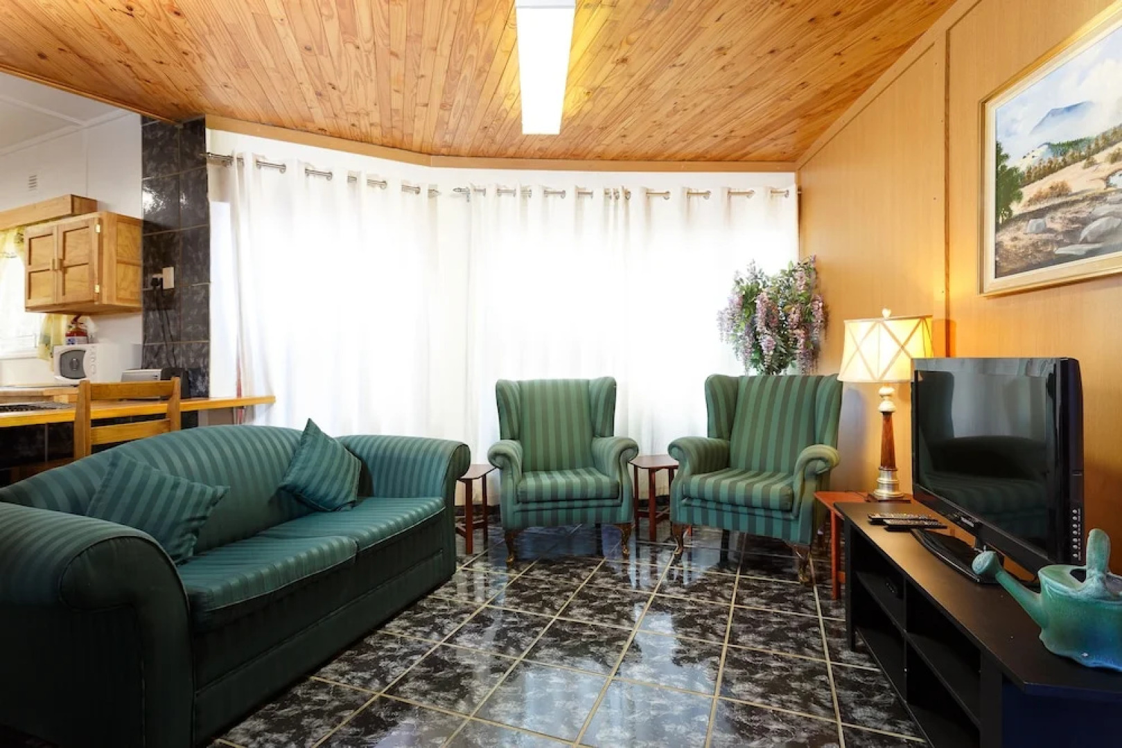 Gariep Dam SunRose Group of Guest Houses