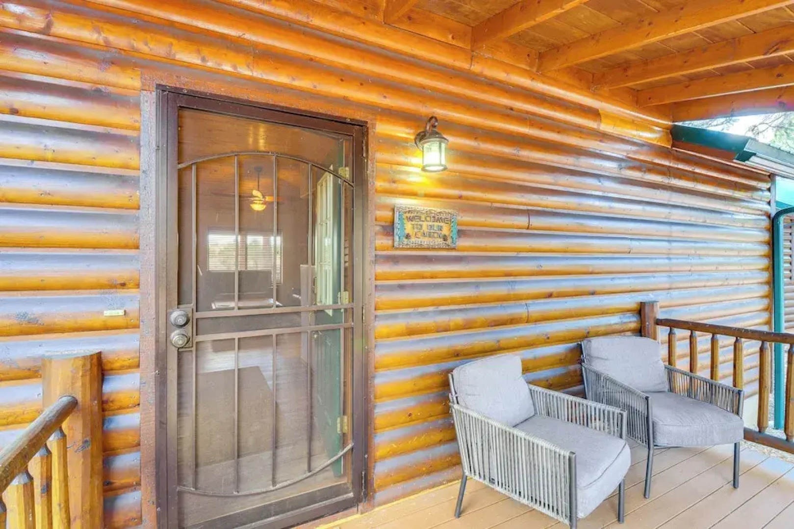 Near Lakes & Trails: Pet-friendly Cabin in Arizona
