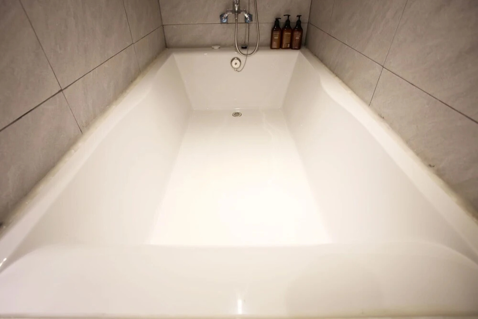 Chuncheon Hotel Lavender