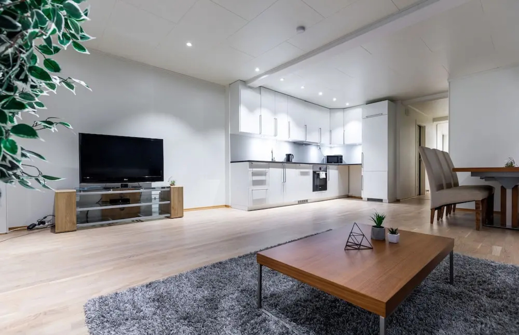 Nordic Host Luxury Apts - Vestregata 72