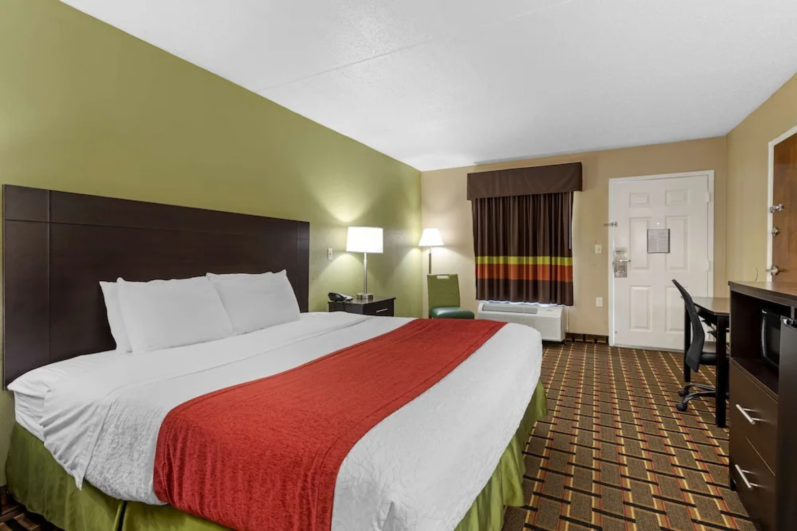 Ramada Limited Knoxville Area