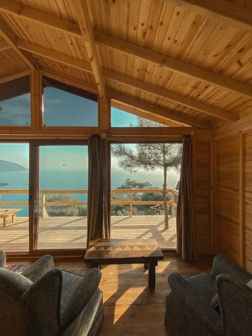 Shambala Lodge Hotel