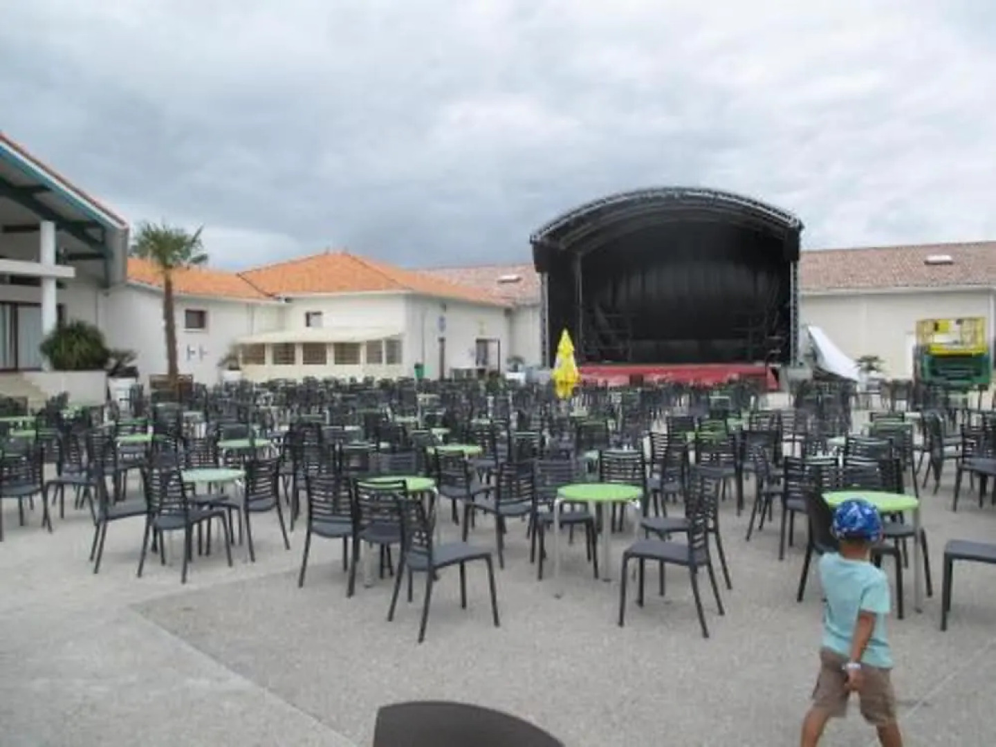 Property With 3 Bedrooms in Les Mathes, With Pool Access and Enclosed