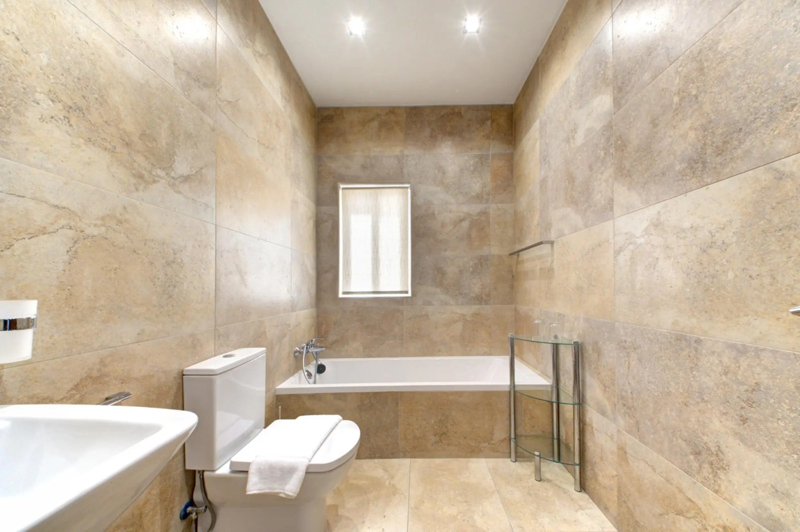 Modern Seaside 2 BR APT w Spectacular Views