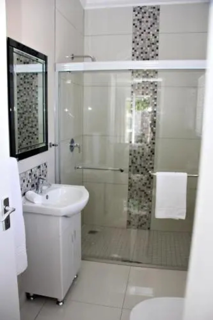 Green Kalahari Guesthouse