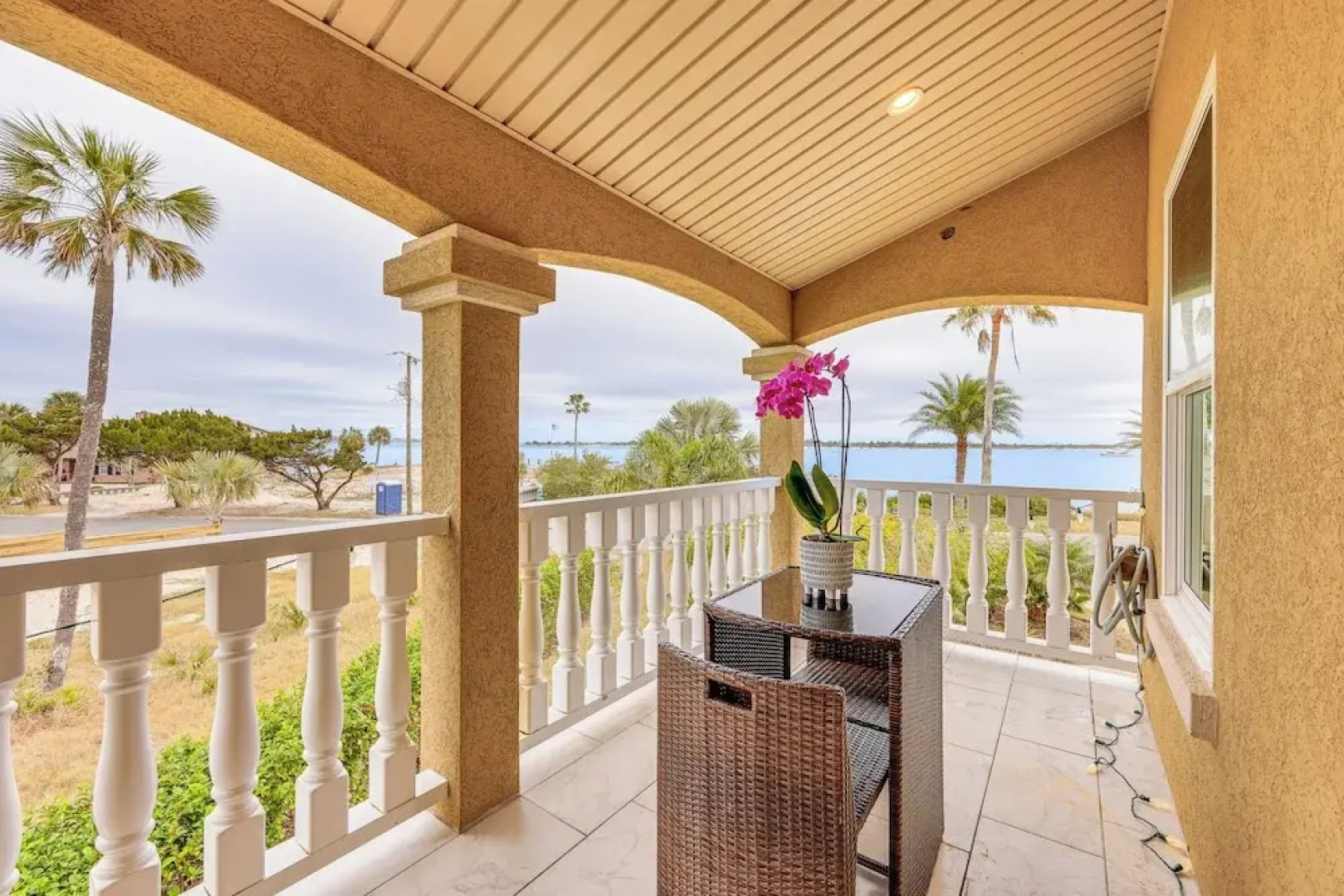 Watch Dolphins: St Augustine Gem Near Downtown!