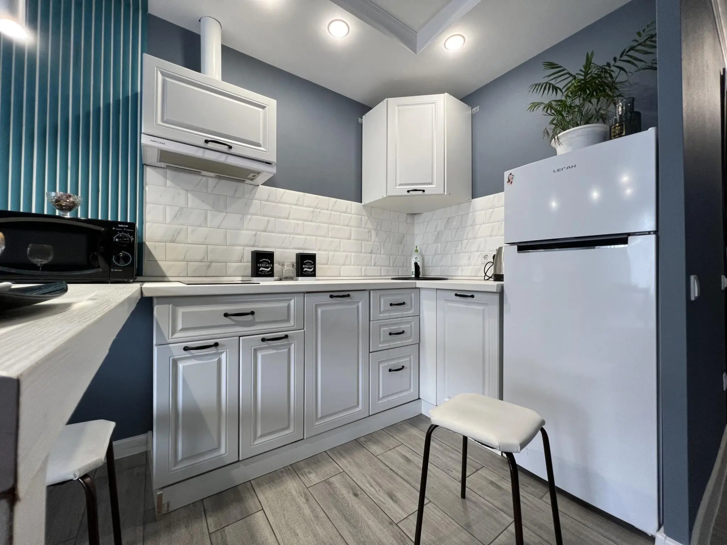 Уютная атмосфера на улице Содружества