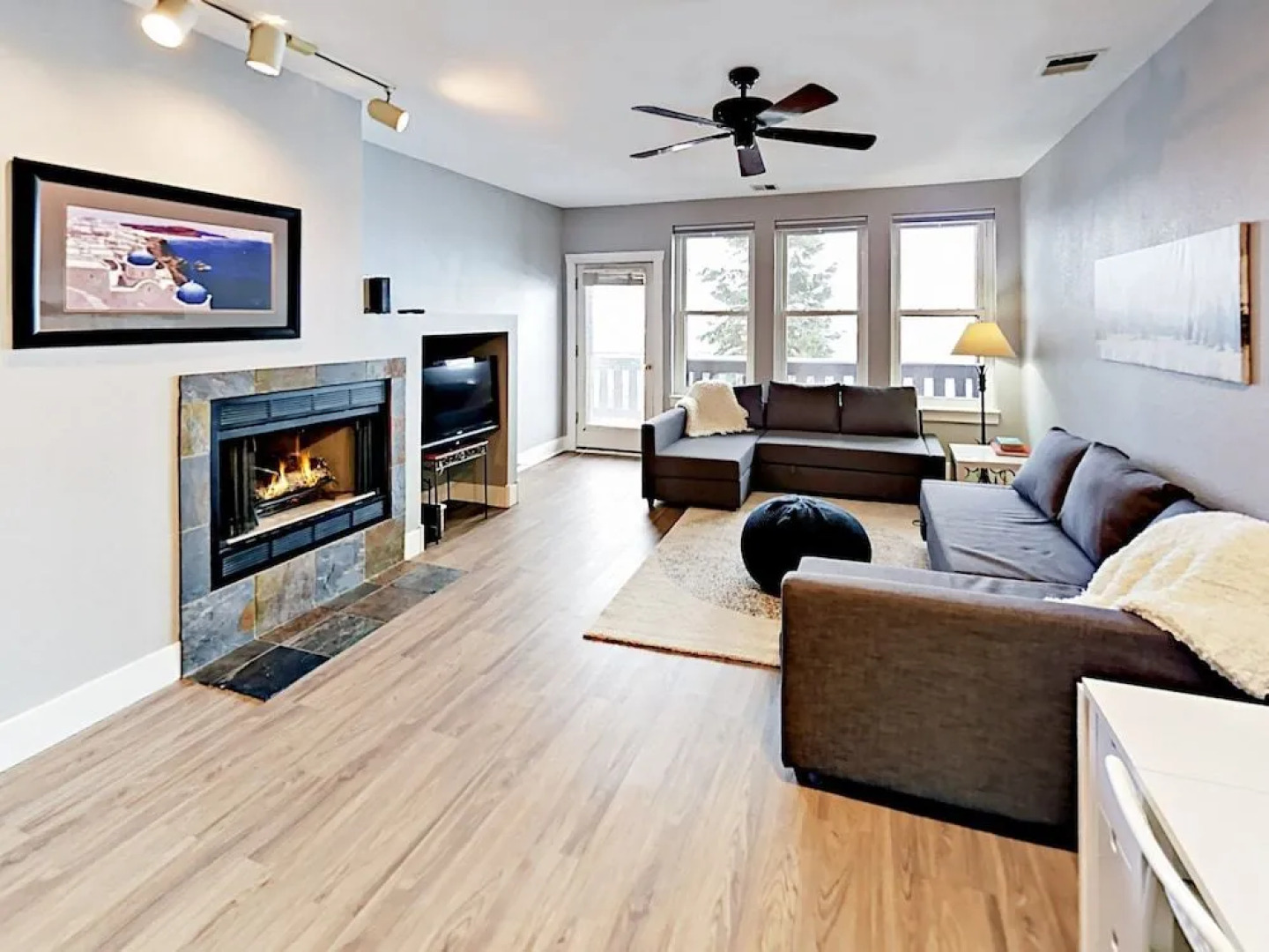 Pinebrook Perfection Unit 4 - 3 Br Condo