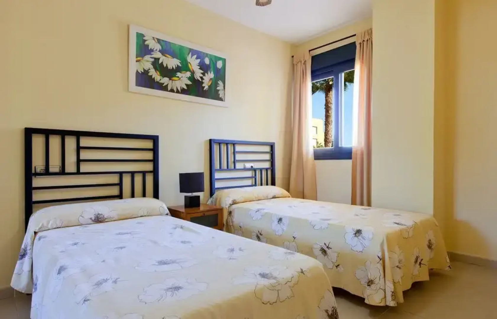 Apartamentos Playamarina