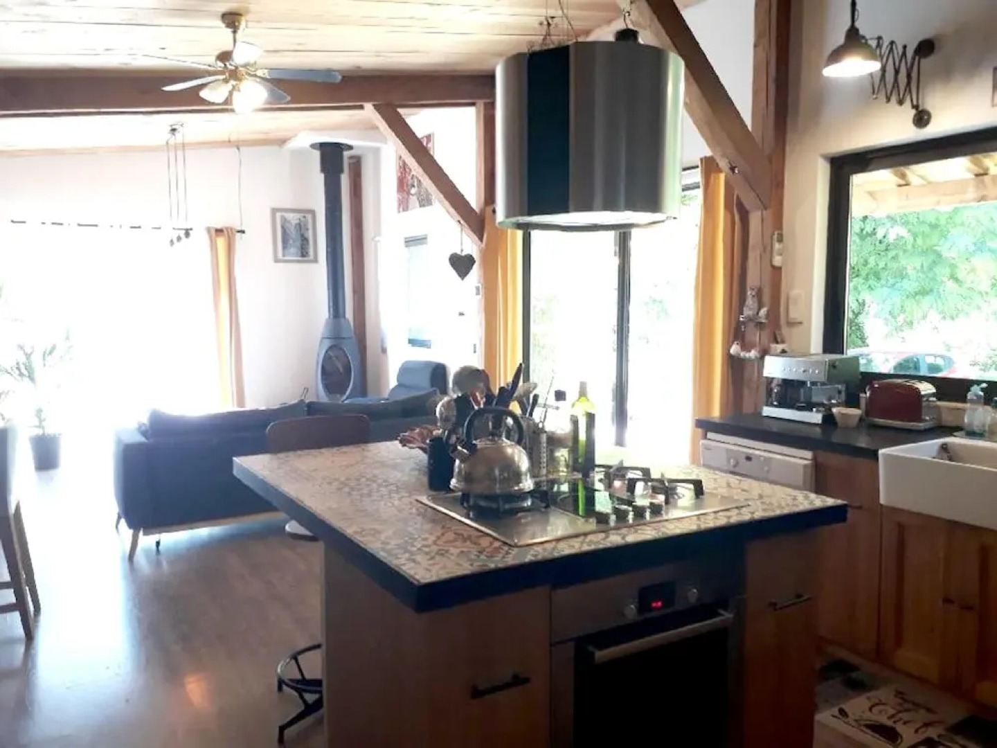 Chalet with 3 Bedrooms in Roquemaure, with Private Pool, Enclosed Garden And Wifi