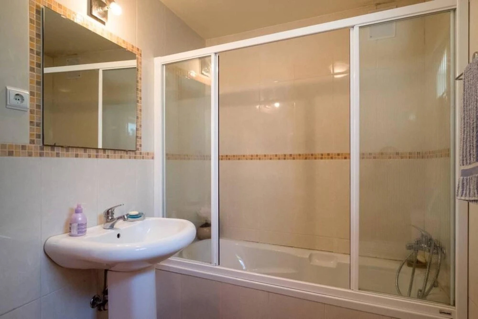 Villa With 5 Bedrooms in Agueda, With Wonderful Mountain View, Private