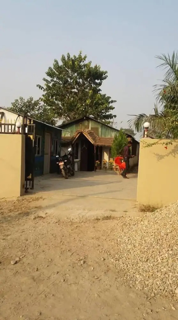 Sauraha Boutique Resort