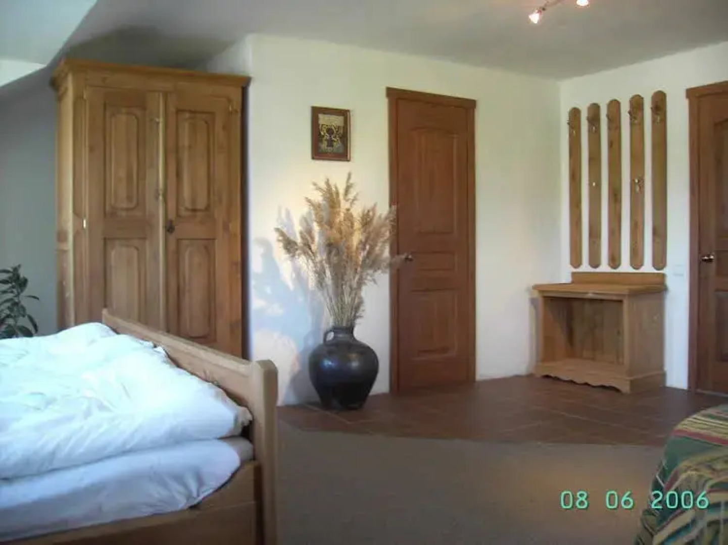 Vintazh Otel Surikova