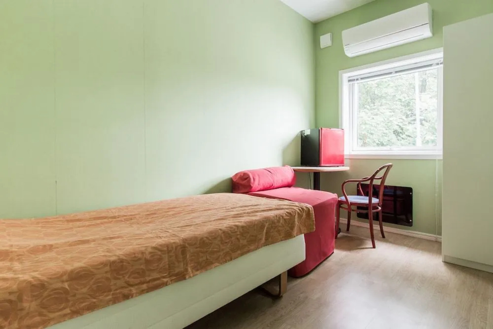 Kallhällsbaden Vandrarhem - Hostel