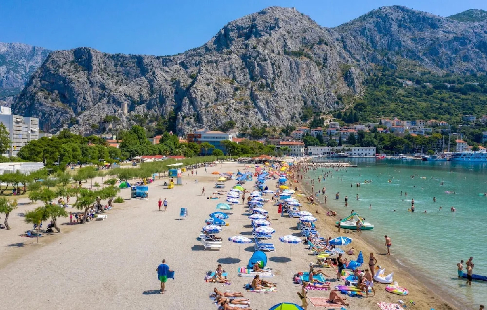 Awesome Home in Pisak With Wifi and 4 Bedrooms