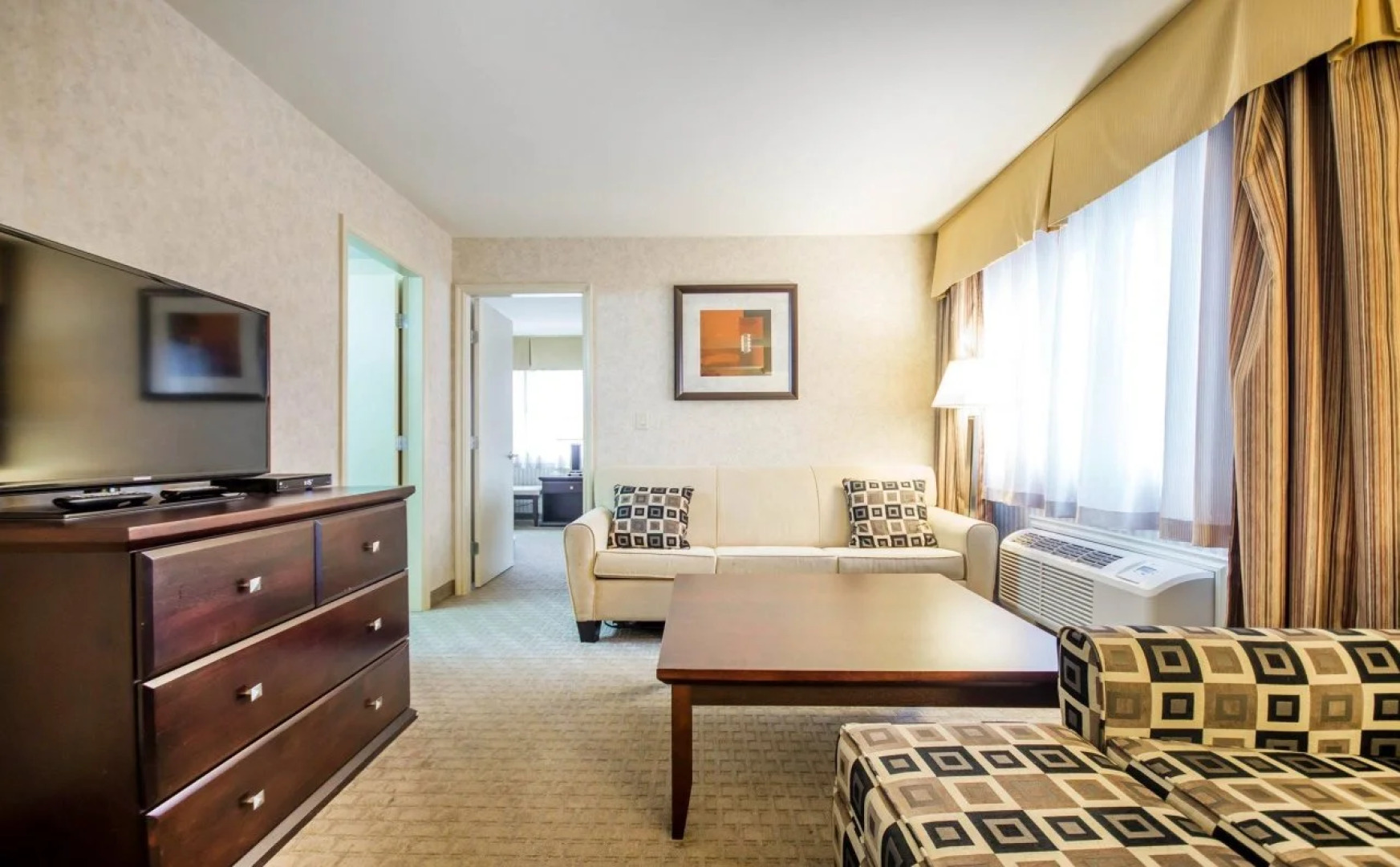 Quality Hotel & Suites Langley