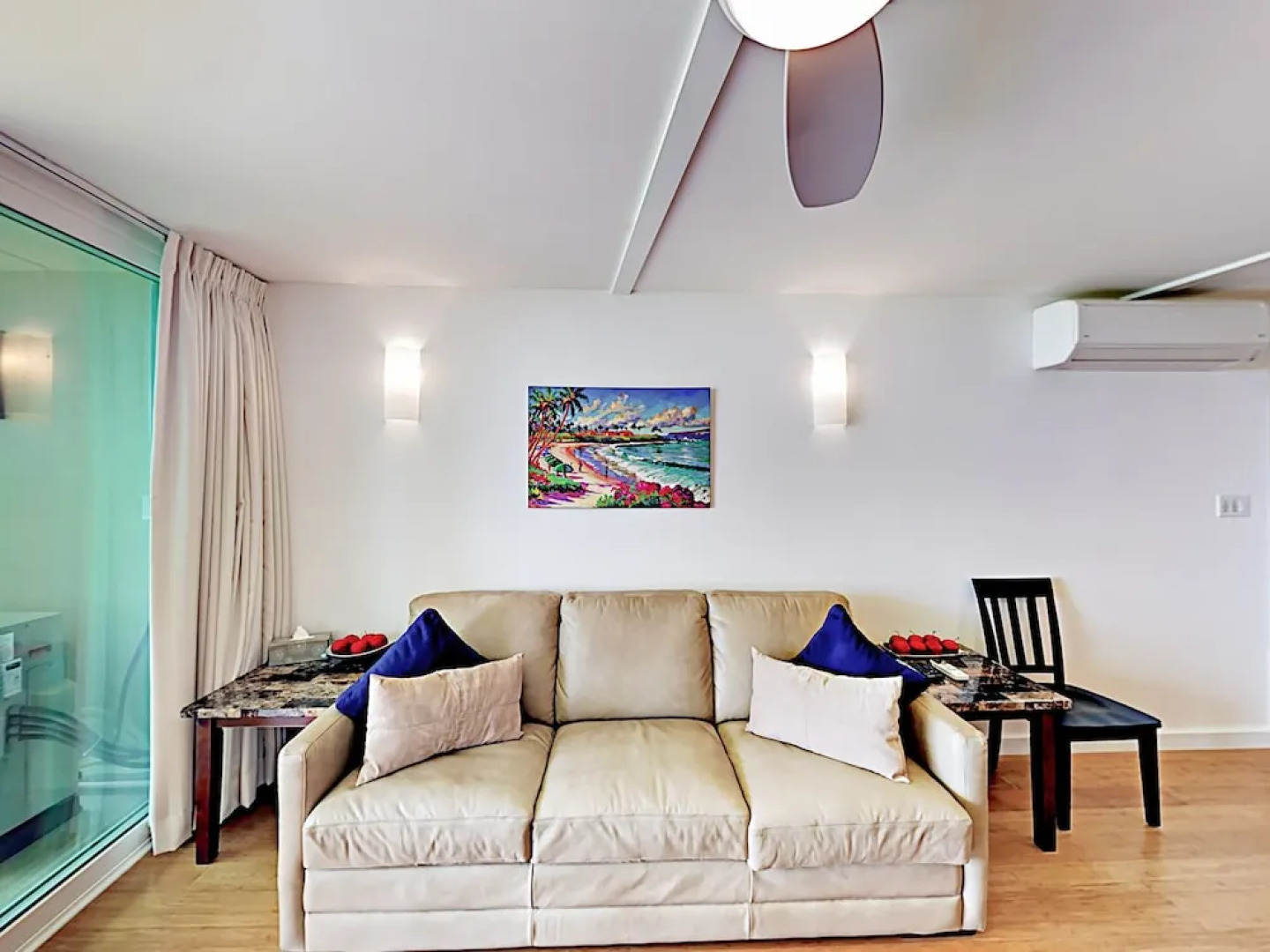 Top-Floor Unit Unit #302 - 2 Br Condo