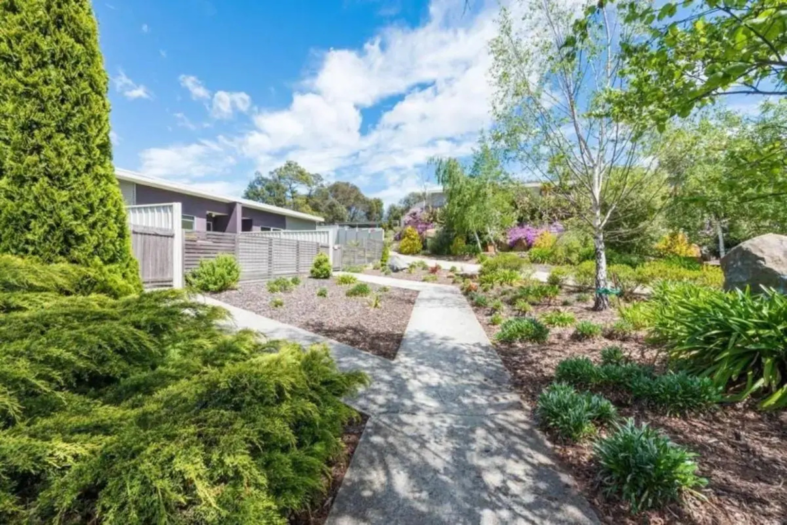 Stylish and Spacious Launceston Villa + Free Wifi