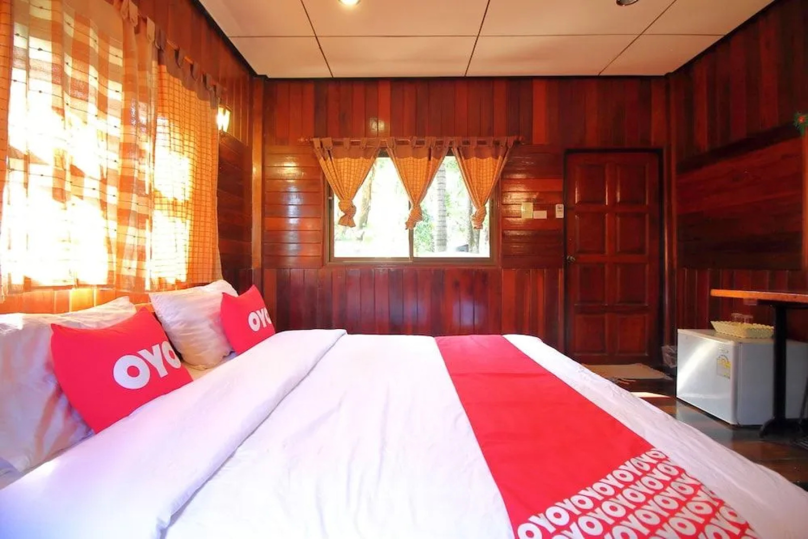 OYO 476 Ban Rimnam Resort