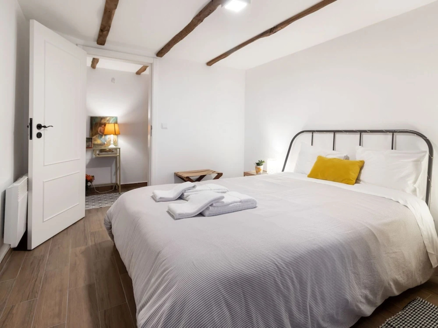 Countryside Mansion in Vale Abrigoso - Mezio with Patio