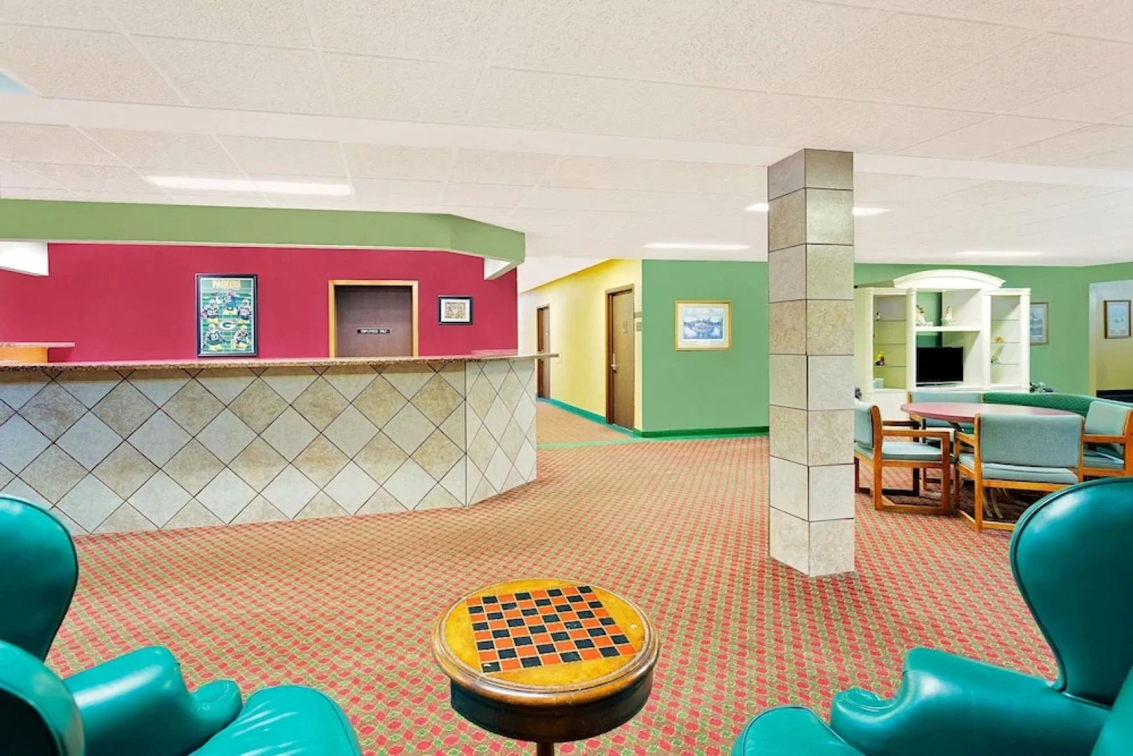 Super 8 Sturgeon Bay