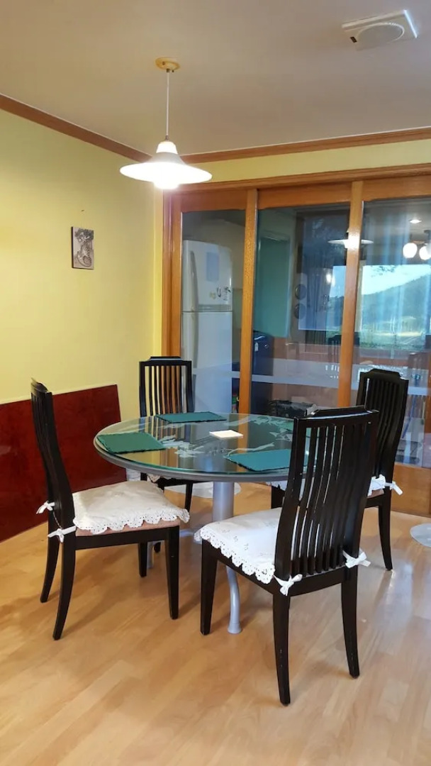 Full moon jangheung dalbawi pension