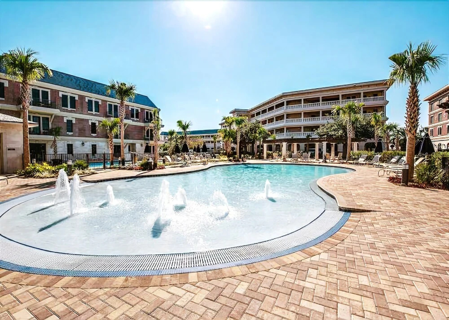 Cozy Seacrest Studio Condo by RedAwning